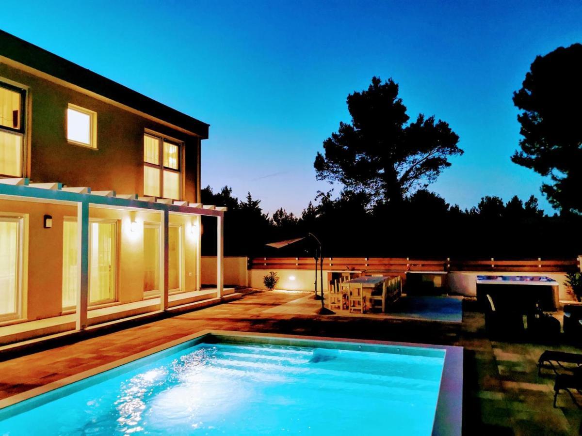 Villa Olivia - New And Modern House With Pool, Souna, Jacuzzi & Playground, Liznjan - Istra Exterior foto
